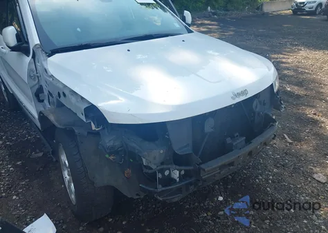 2017 Jeep Grand Cherokee Laredo 4X4 z USA, uszkodzony, nr VIN 1C4RJFAG6HC803392